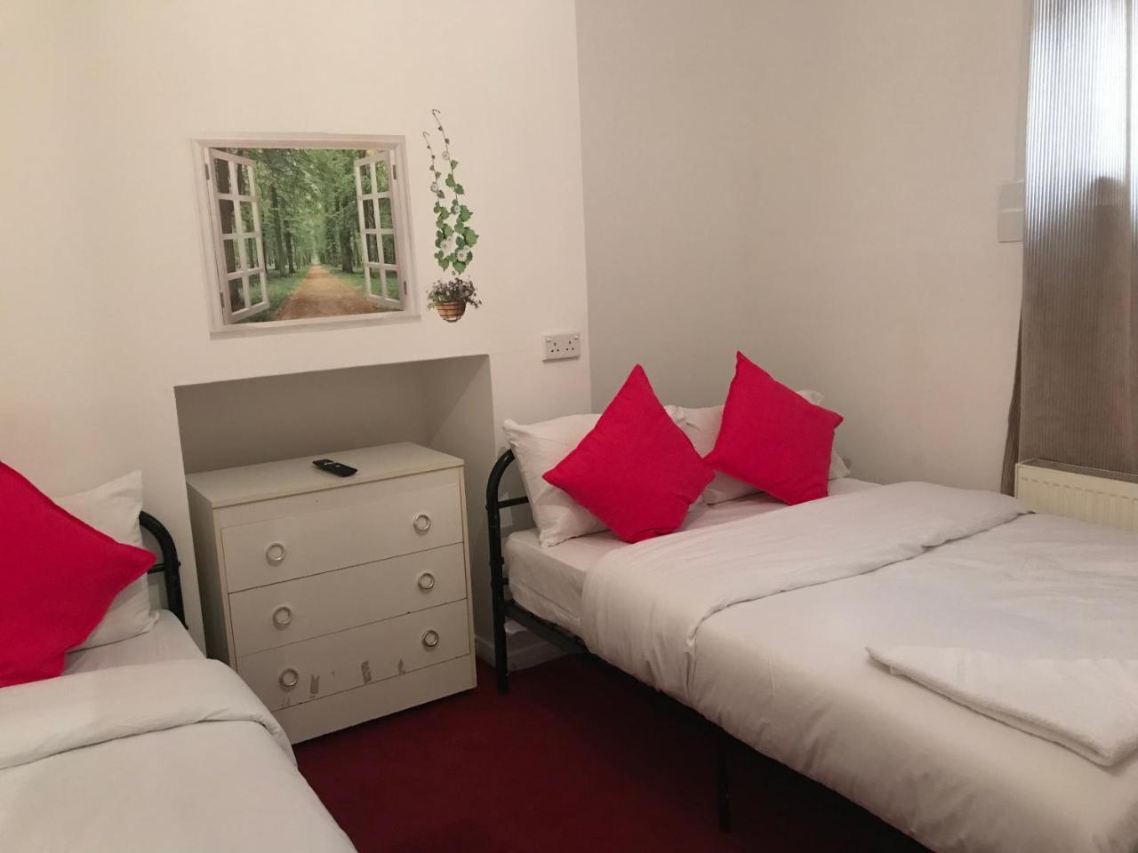 Poplar Guest House London Kültér fotó