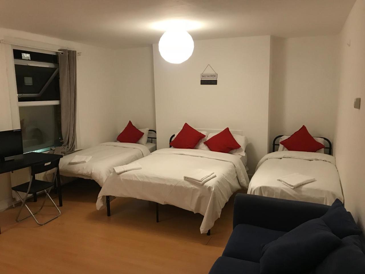 Poplar Guest House London Kültér fotó