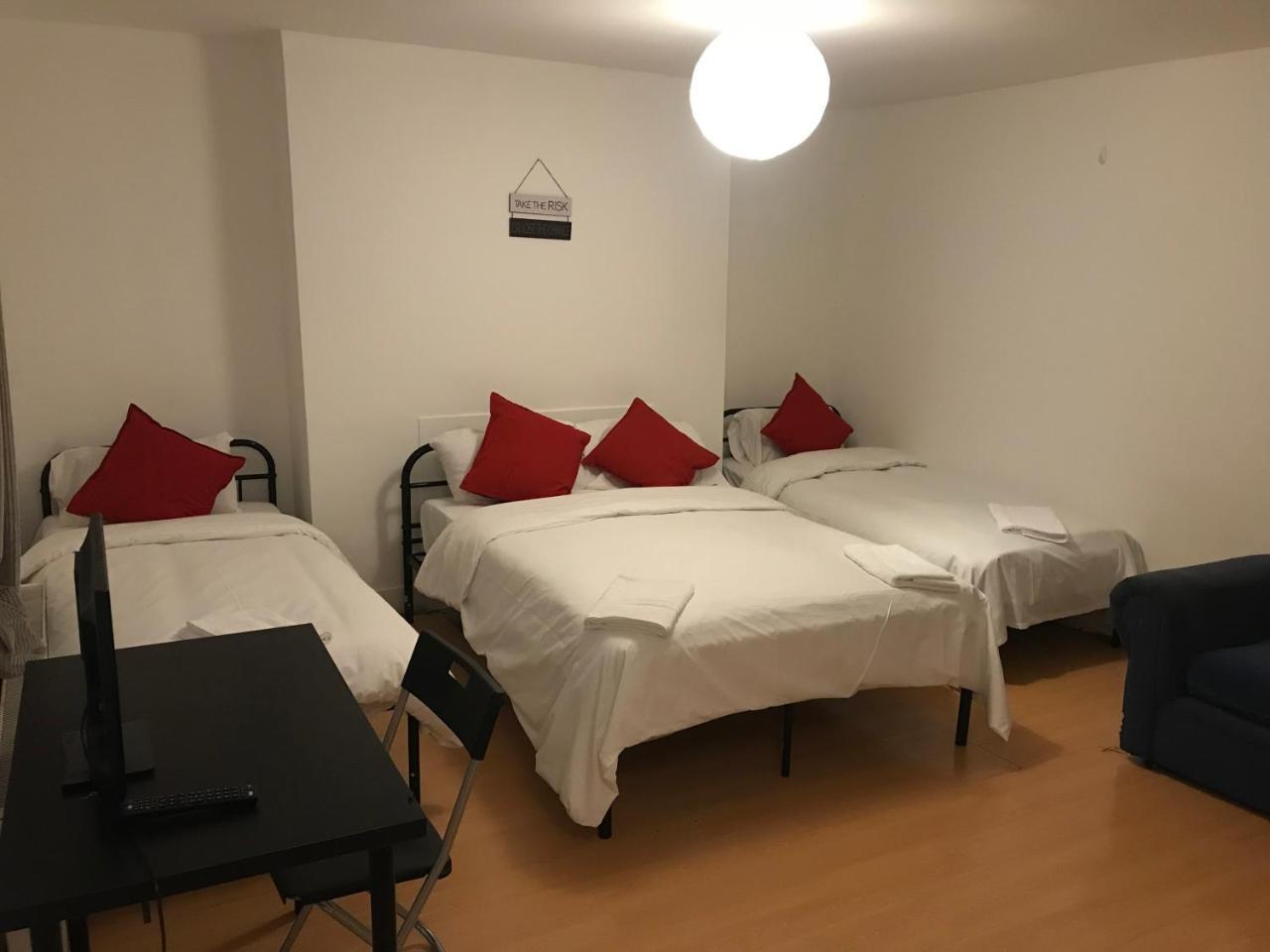 Poplar Guest House London Kültér fotó