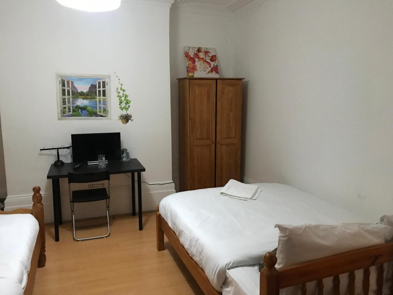 Poplar Guest House London Kültér fotó