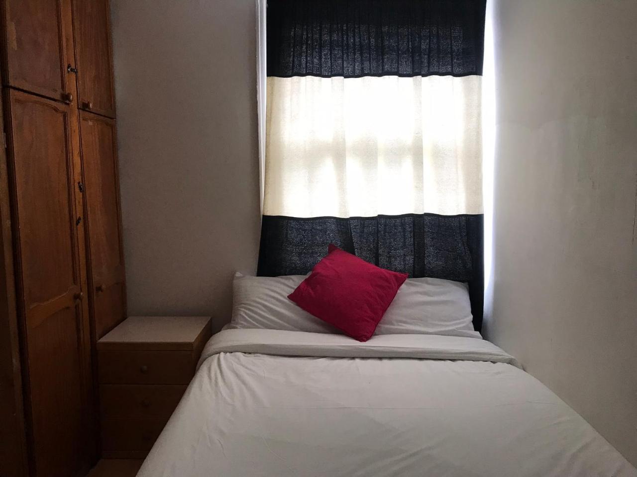 Poplar Guest House London Kültér fotó